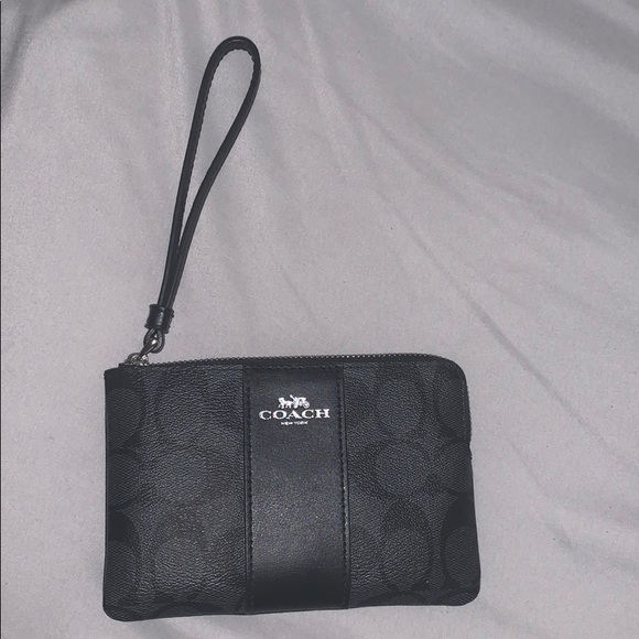 Coach Handbags - NWT Coach Wristlet